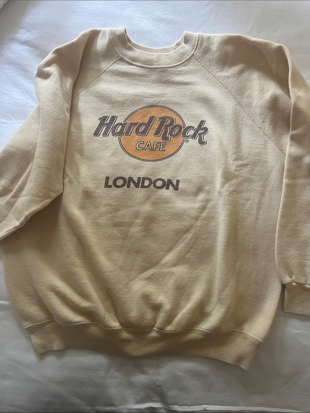 1980’s Vintage Hard Rock Cafe Cream/Tan London Crewneck Sweatshirt XL